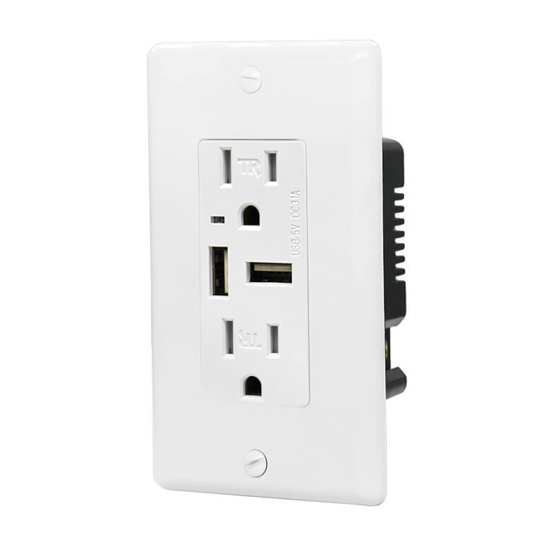 Front and side of CZ-05 USB outlets with white wall plate